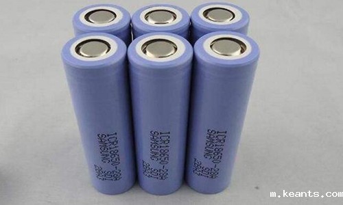 1543894615446663.jpg 电压与容量关系.jpg