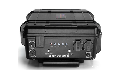 1548307787480044.jpg 便携式UPS.jpg