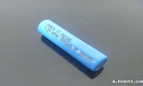 锂离子电池充电.jpg 锂离子电池充电.jpg