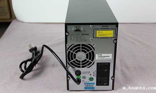 UPS不间断电源设备.jpg UPS不间断电源设备.jpg