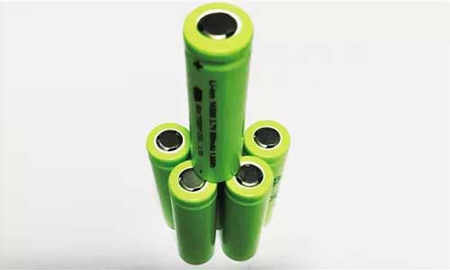 三元锂电池.jpg 三元锂电池.jpg