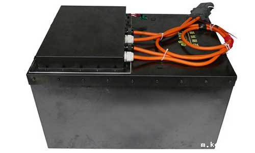 叉车锂电池.jpg 叉车锂电池.jpg