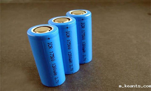 <b>锂离子电池电压、充电电流、工作原理介绍</b>