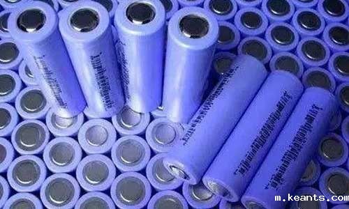 <b>磷酸铁锂电池与锂离子电池有什么区别</b>