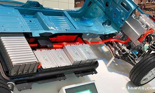 <b>中国锂电池厂商车载锂离子电池领跑全球日企</b>