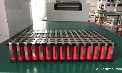 <b>新能源汽车动力电池的分类,动力必威bw1191的维护方法</b>